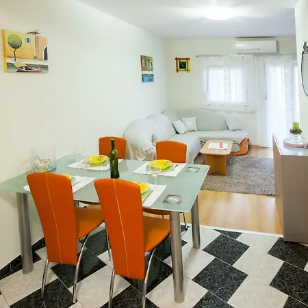 Apartment Katarina *